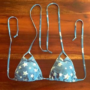Super cute Billabong bikini top!